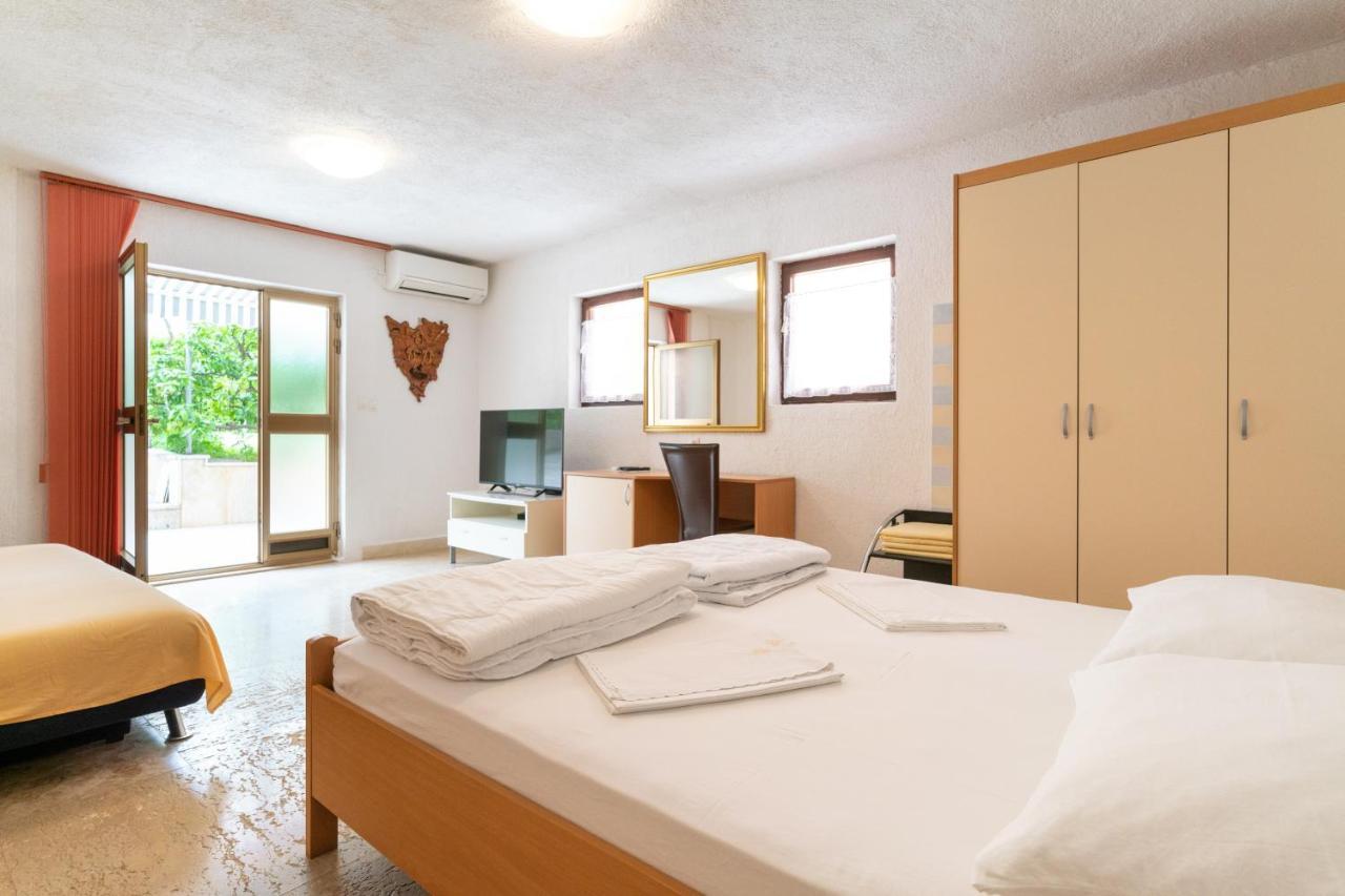 Apartment Milka Ровинь Экстерьер фото